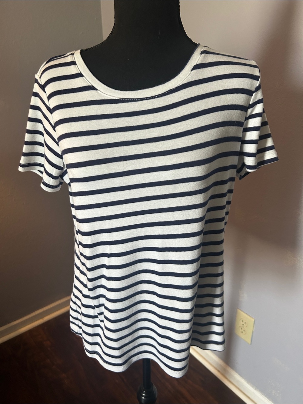 Classic Navy and White Striped Women's Crewneck Top Size Medium